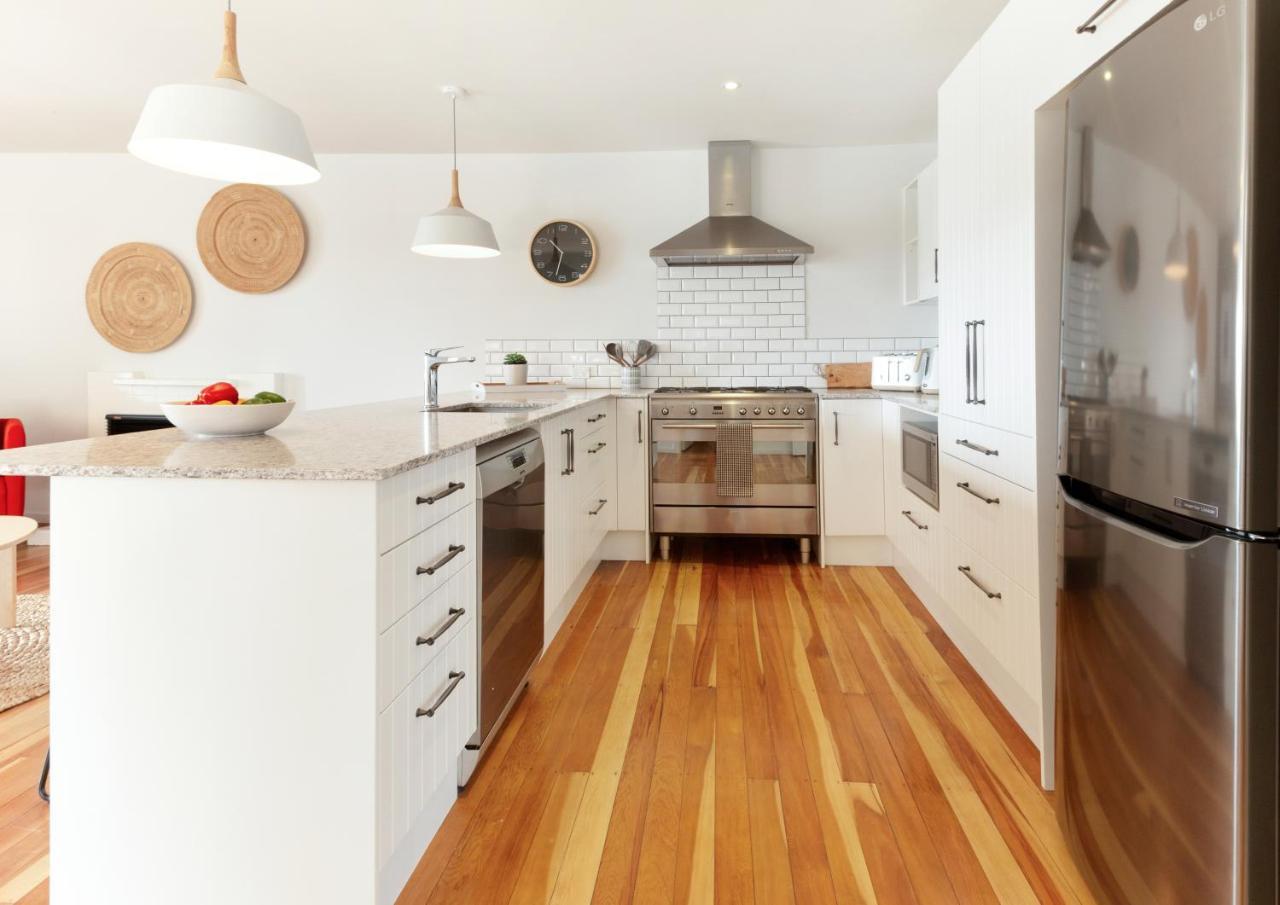 Eight On Church - Near Mudbrick & Cable Bay Oneroa Exterior photo